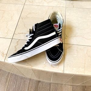 Vans Sk8-Hi Slim unisex black shoes